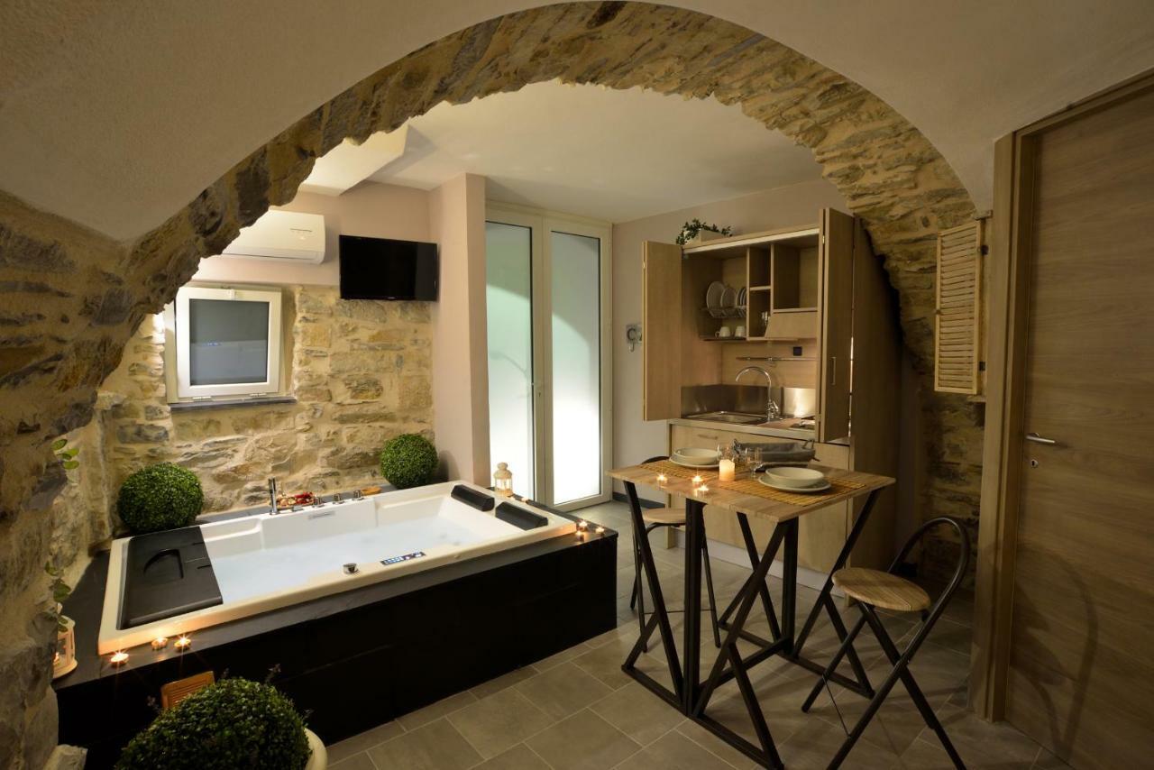 Вилла Chalet In Liguria Вазиа Экстерьер фото