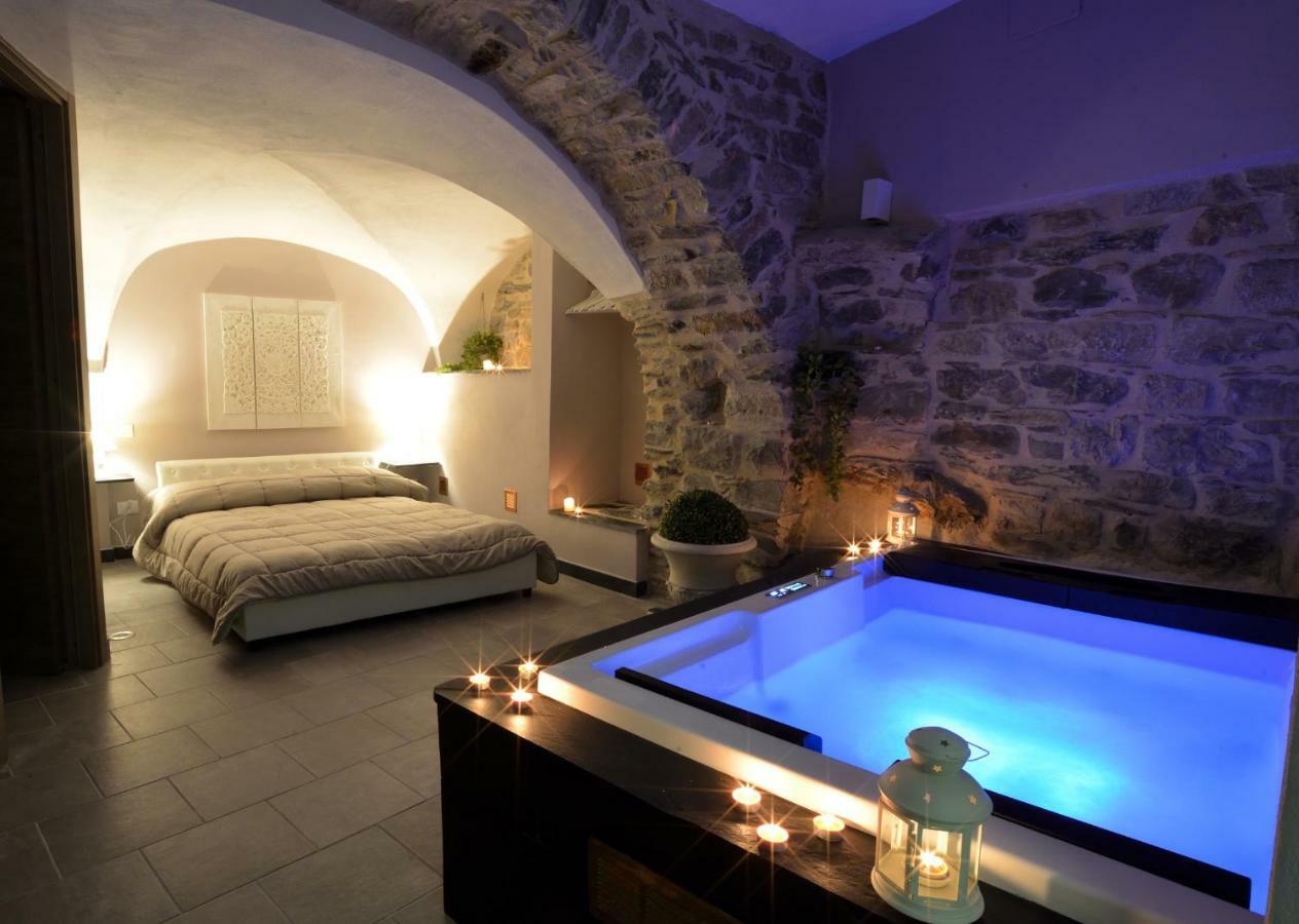 Вилла Chalet In Liguria Вазиа Экстерьер фото