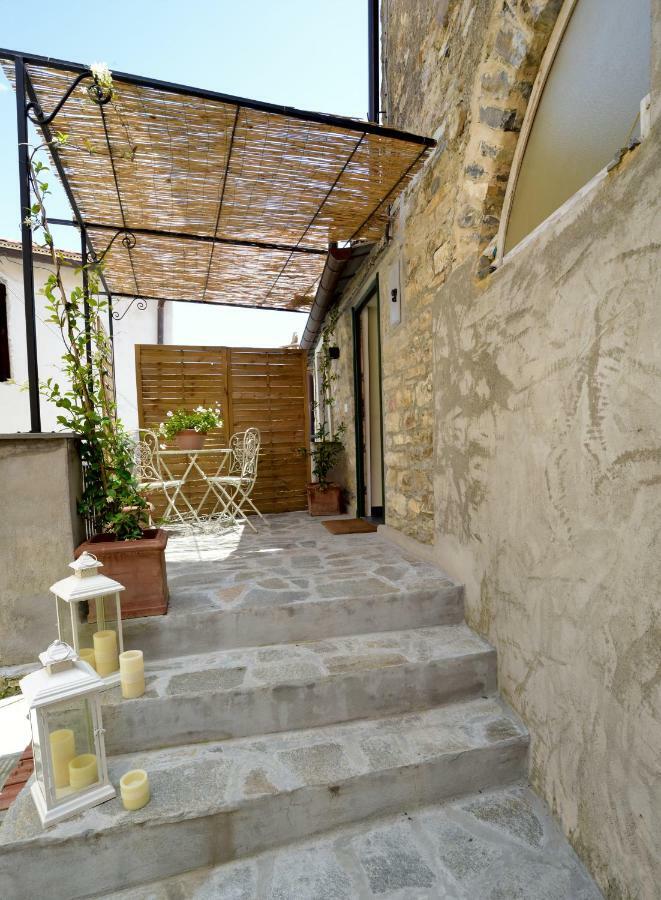Вилла Chalet In Liguria Вазиа Экстерьер фото
