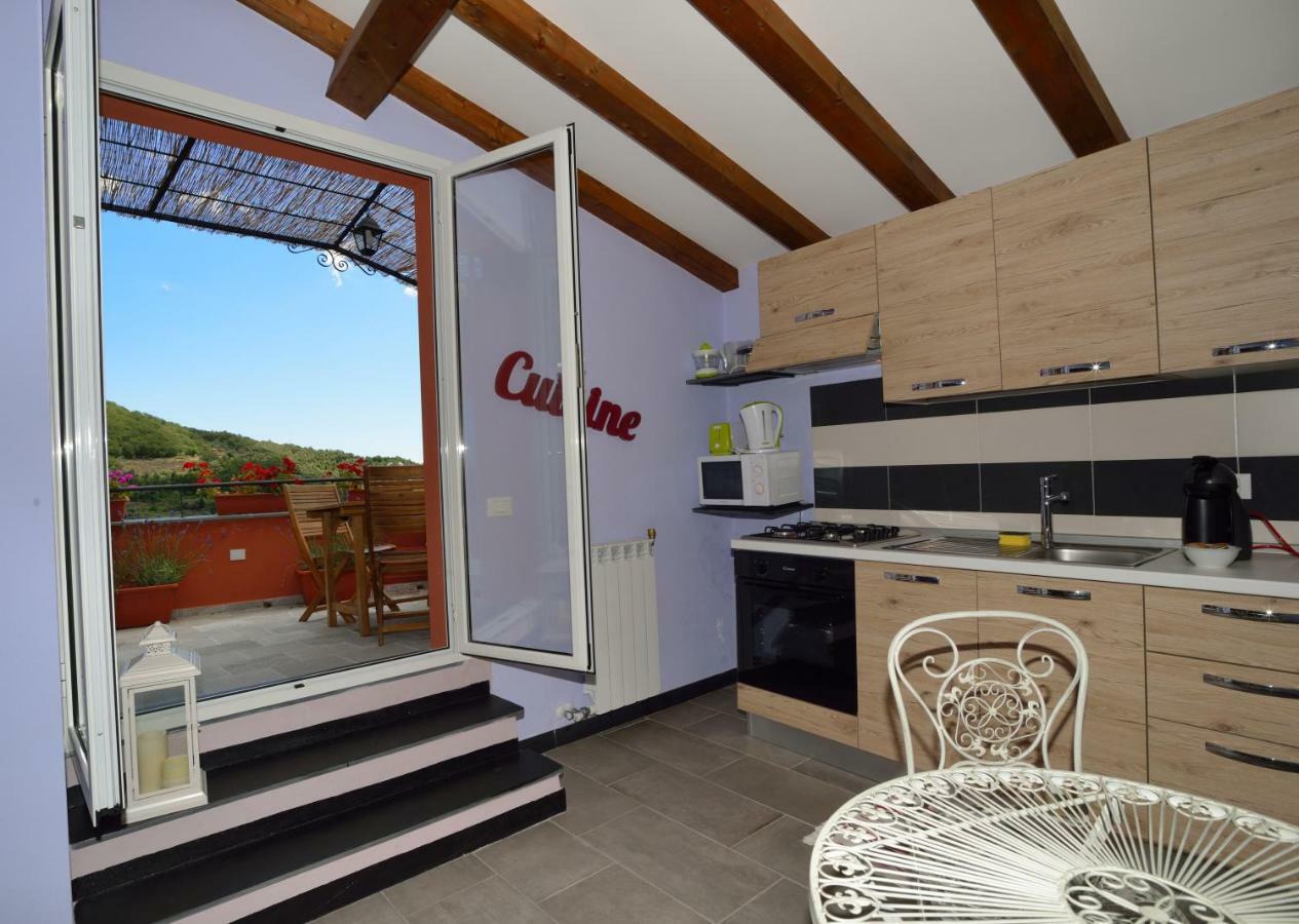 Вилла Chalet In Liguria Вазиа Экстерьер фото