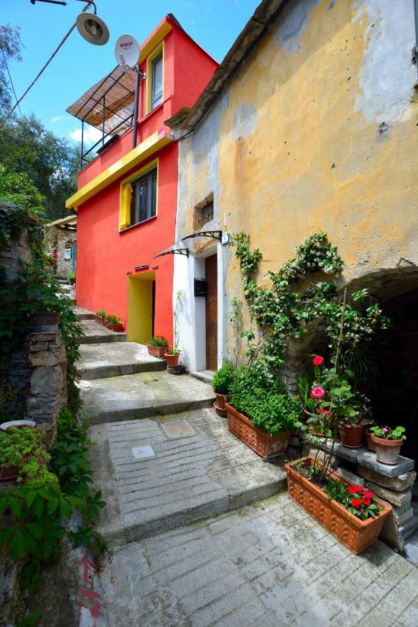 Вилла Chalet In Liguria Вазиа Экстерьер фото